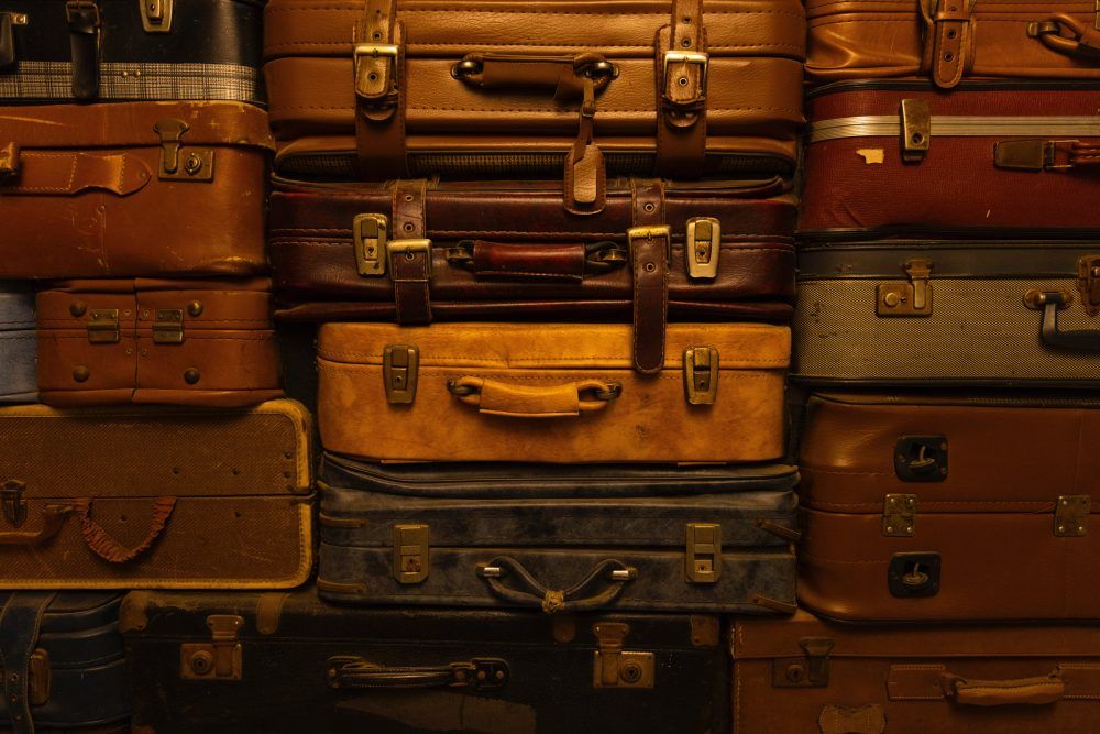 baggage to illustrate Emotional Baggage